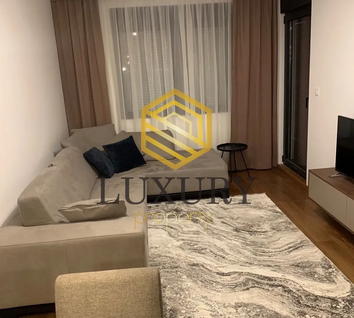Rent, one bedroom apartment, 50m², Tološka šuma, Podgorica