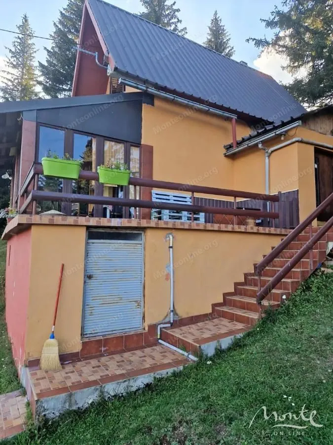 Prodaja, kuća, 117m², Žabljak, Crna Gora