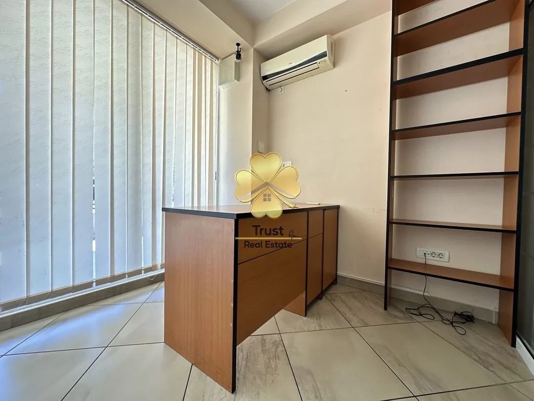 Rent, office space, 50m², City Kvart, Podgorica