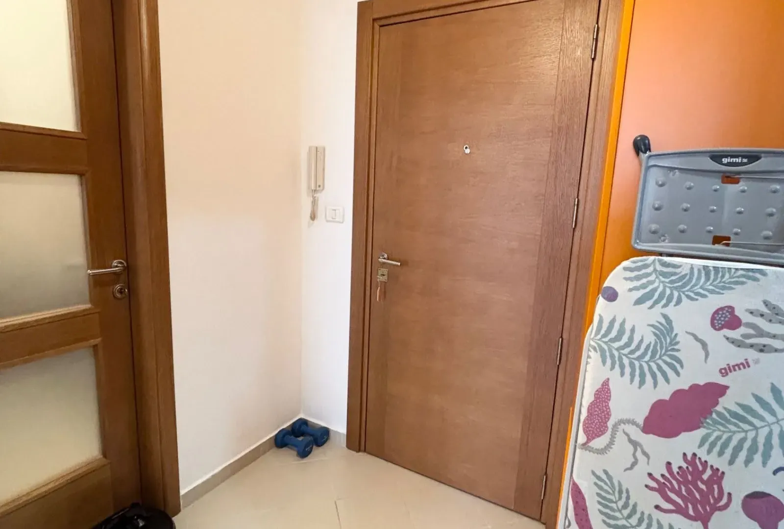 Prodaja, jednosoban stan, 40m², Tuški Put, Podgorica