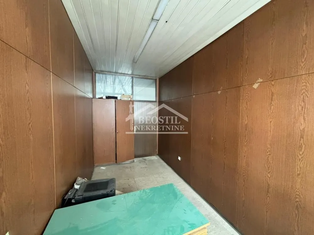 Rent, office space, 260m², Kluz, Zvezdara Sve Podlokacije