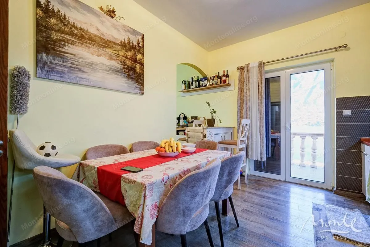 Sale, house, 140m², Muo, Kotor