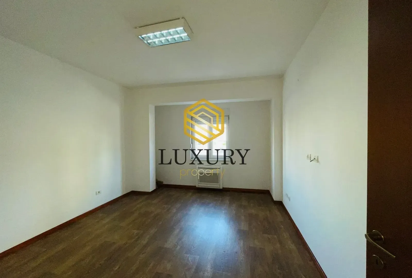 Rent, three bedroom apartment, 110m², City Kvart, Podgorica