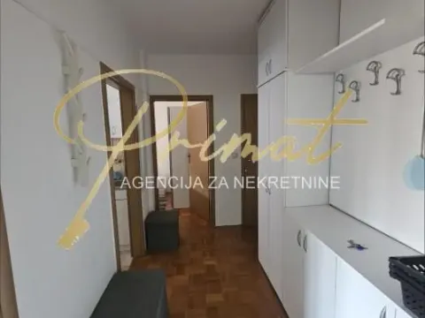 Rent, two bedroom apartment, 54m², Palilula Sve Podlokacije, Beograd - image 9