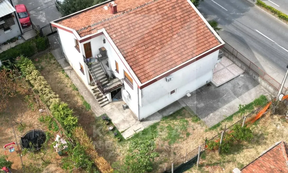 Sale, house, 185m², Konik, Podgorica