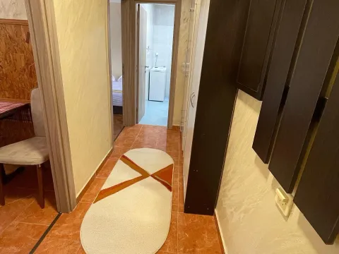 Izdavanje, garsonjera, 39m², Budva, Crna Gora - image 8