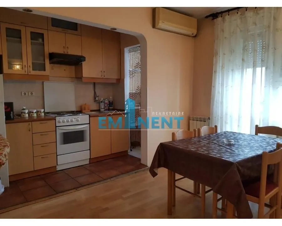 Rent, two bedroom apartment, 60m², Zemun Centar, Zemun Sve Podlokacije