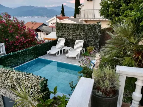 Prodaja, kuća, 180m2, Krašići, Tivat Prodaja, kuća, 180m2, Krašići, Tivat