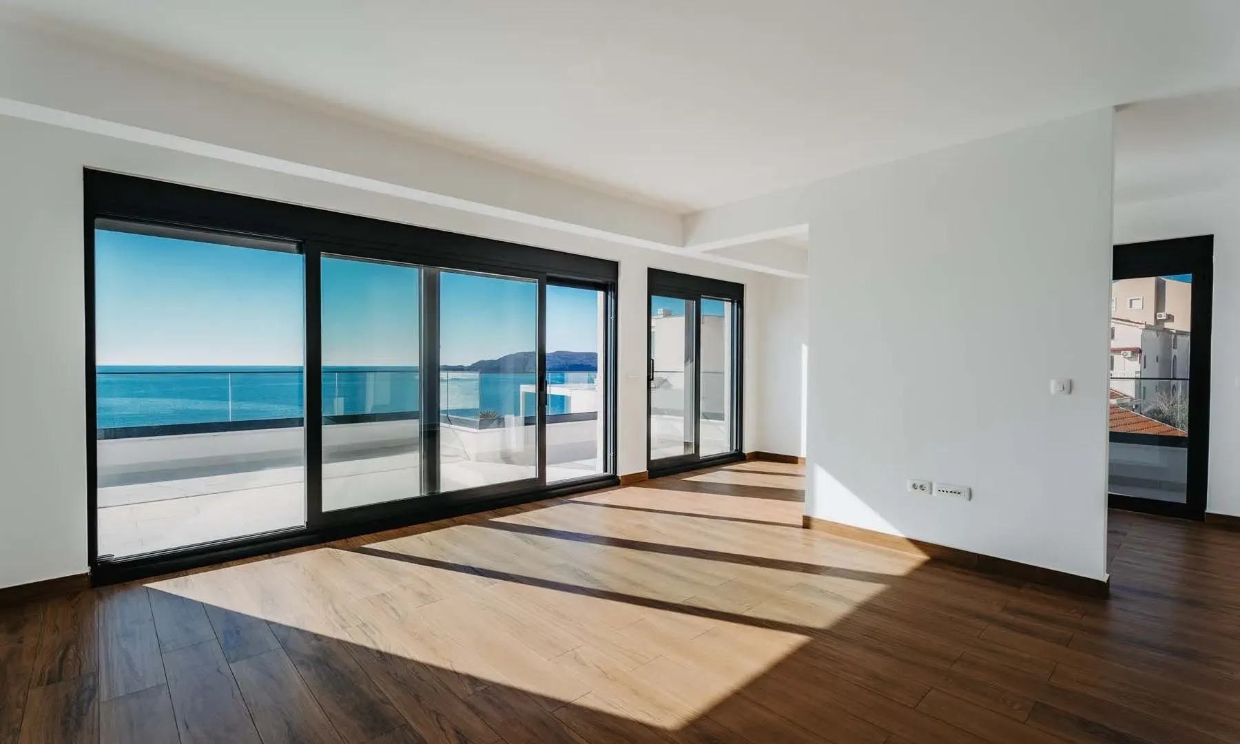 Izdavanje, ugostiteljski objekat, 1600m², Budva, Crna Gora