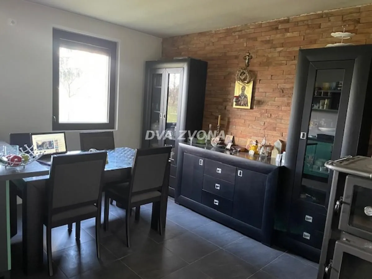 Prodaja, kuća, 74m², Čortanovci, Inđija