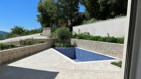 Prodaja, trosoban stan, 246m², Tivat, Crna Gora - image 5