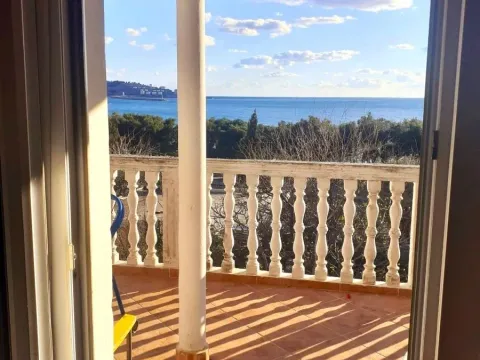 Rent, three bedroom apartment, 220m², Šušanj, Bar - image 14