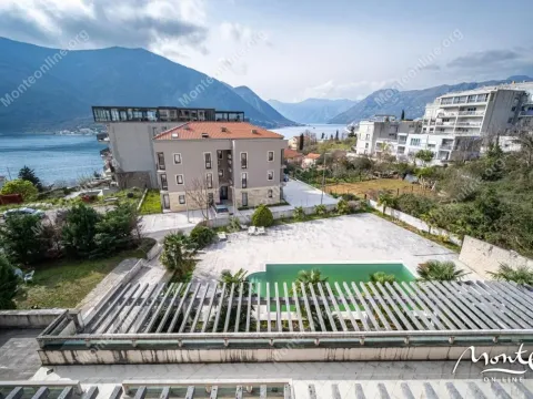 Sale, one bedroom apartment, 56m², Dobrota, Kotor - image 23