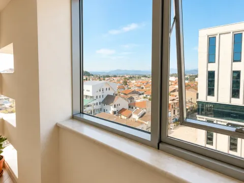 Prodaja, jednosoban stan, 50m², Centar, Podgorica - image 5