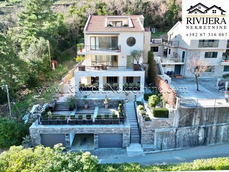 Prodaja, dvosoban stan, 161m², Muo, Kotor