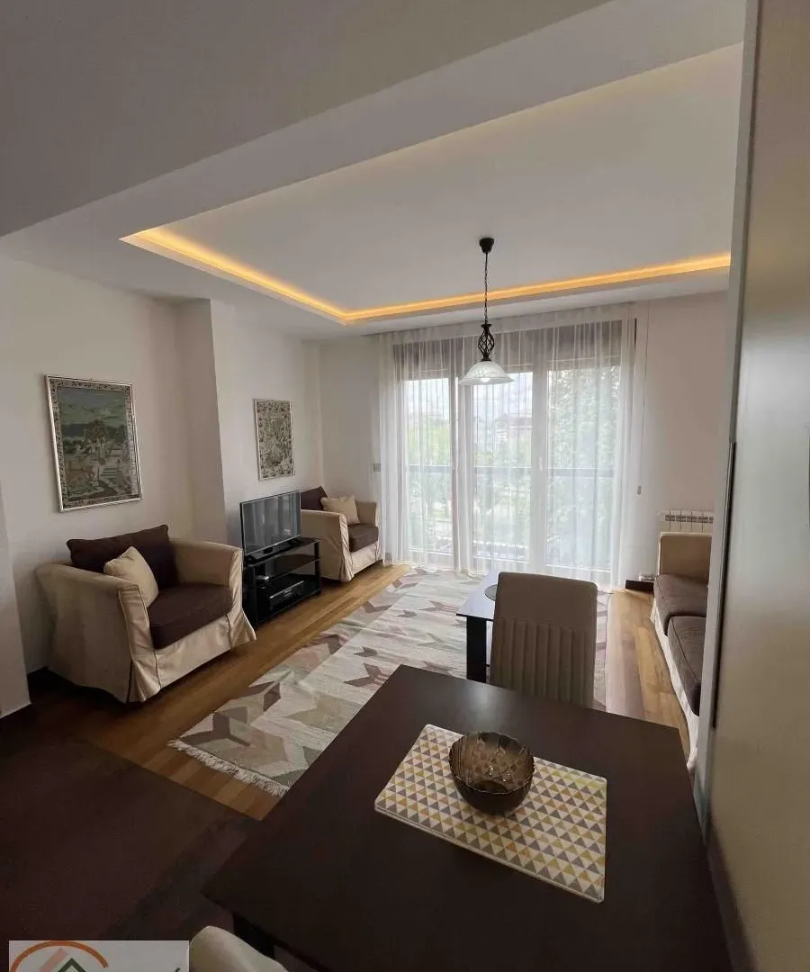 Izdavanje, dvosoban stan, 45m², Zvezdara Sve Podlokacije, Beograd