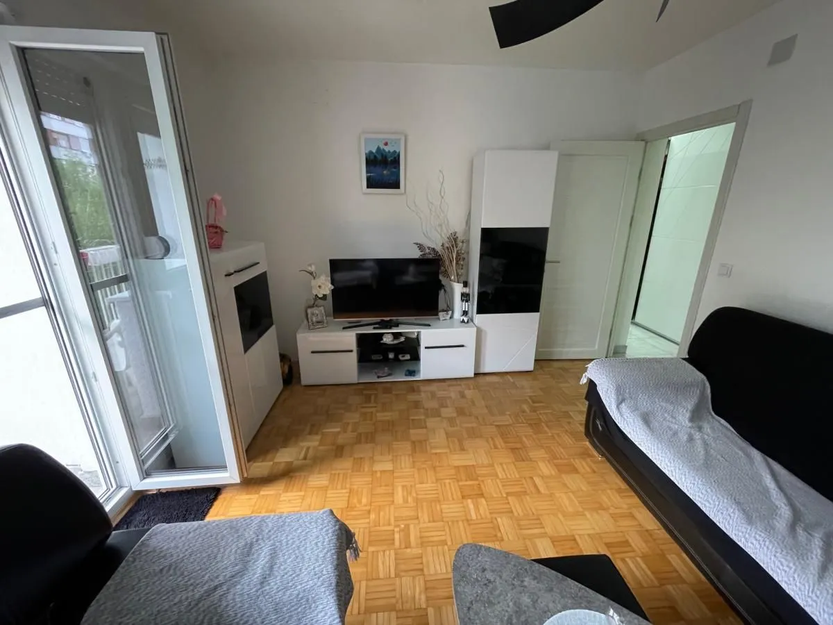 Prodaja, dvosoban stan, 54m², Železnička Stanica, Novi Sad Sve Podlokacije