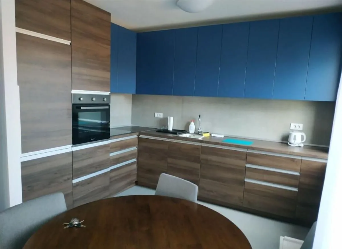 Izdavanje, trosoban stan, 88m², Stari Grad, Beograd