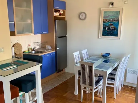 Rent, one bedroom apartment, 50m², Budva, Crna Gora - image 14