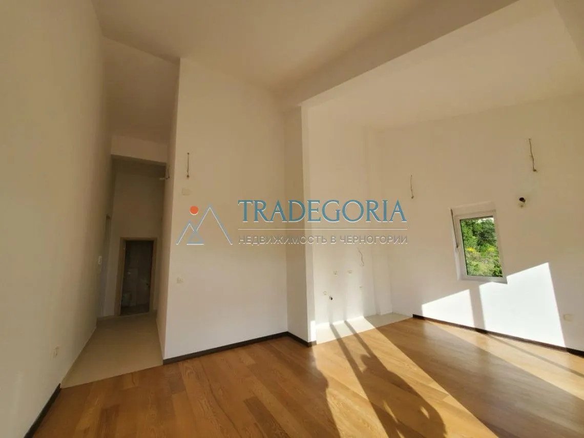 Prodaja, dvosoban stan, 75m², Pržno, Budva