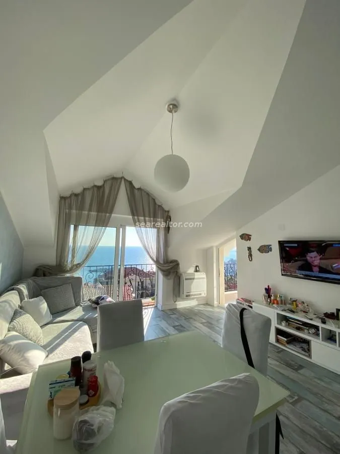 Sale, four bedroom apartment, 82m², Sveti Stefan, Budva