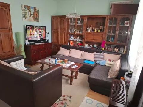 Prodaja, kuća, 300m², Temerin, Novi Sad - image 16