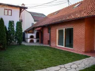 Rent, house, 145m², Zemun Gornji Grad, Zemun Sve Podlokacije - image 2