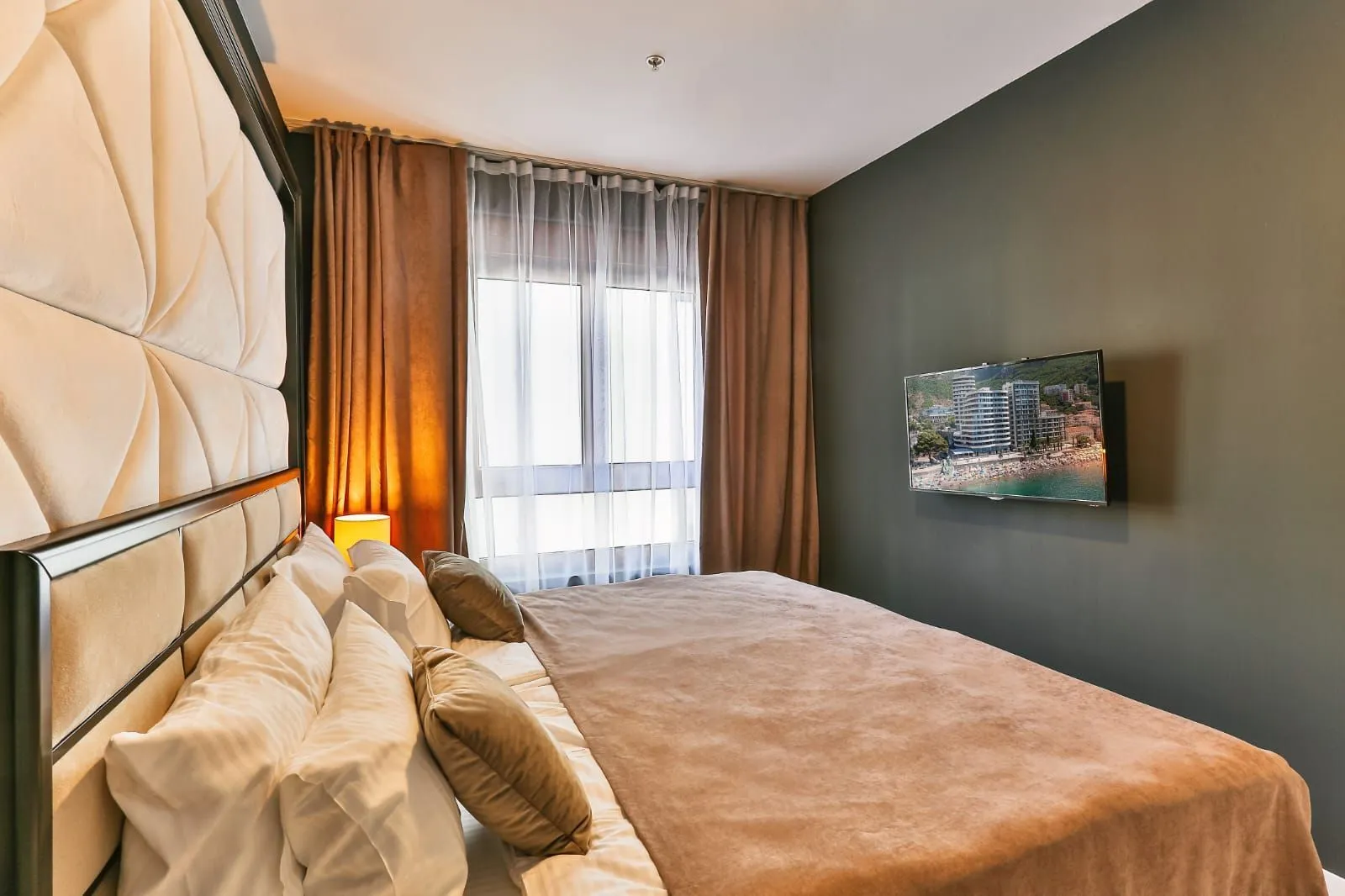 Rent, two bedroom apartment, 90m², Rafailovići, Budva