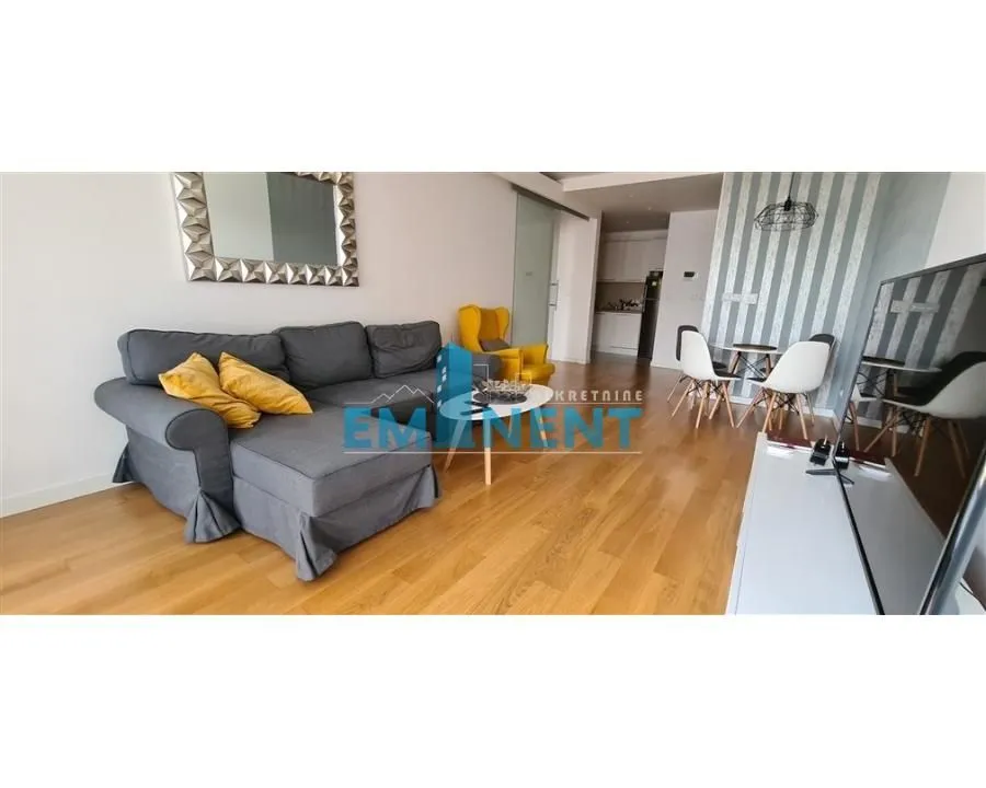 Izdavanje, dvosoban stan, 68m², Novi Beograd Blok 65, Novi Beograd Sve Podlokacije