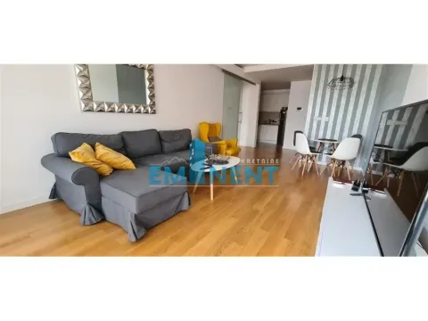 Izdavanje, dvosoban stan, 68m², Novi Beograd Blok 65, Novi Beograd Sve Podlokacije