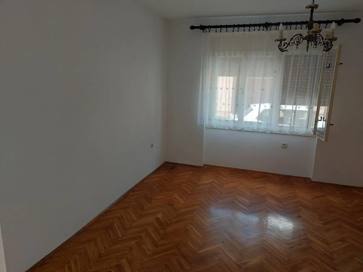 Prodaja, kuća, 136m², Kikinda, Srbija