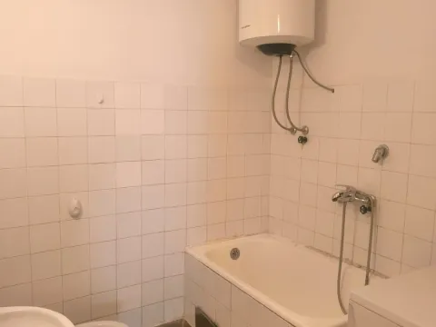 Prodaja, jednosoban stan, 50m², Gintaš, Podgorica - image 7