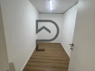 Rent, office space, 294m², Blok 6, Podgorica - image 9