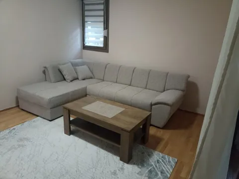 Rent, two bedroom apartment, 75m², Blok 5, Podgorica