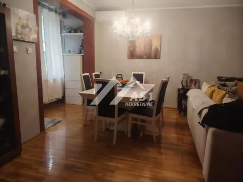 Prodaja, trosoban stan, 100m², Centar, Novi Sad - image 3
