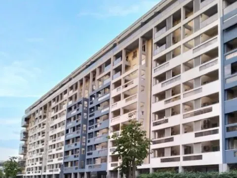 Izdavanje, dvosoban stan, 69m², Master Kvart, Podgorica - image 2