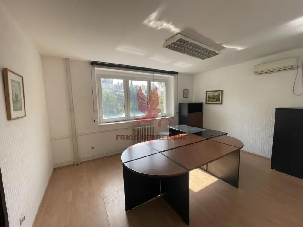Rent, office space, 30m², Stari Grad, Beograd
