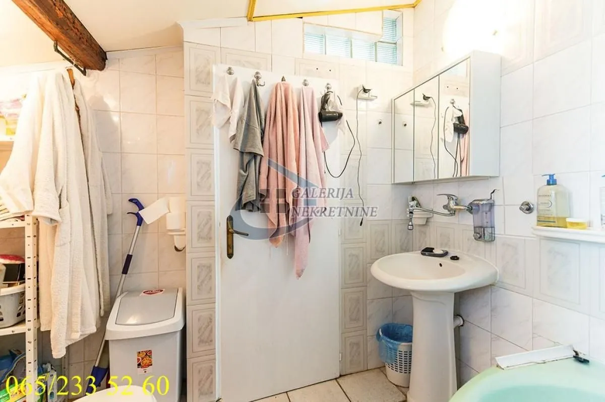 Sale, three bedroom apartment, 110m², Stari Grad, Beograd