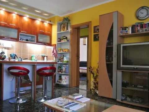 Prodaja, stan, 80m², Budva, Crna Gora - image 7