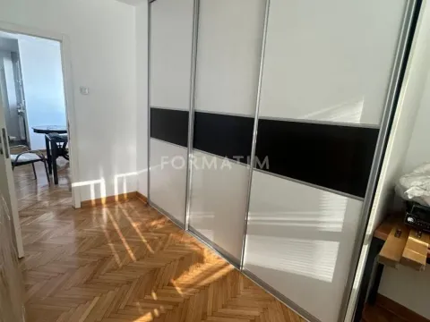 Izdavanje, trosoban stan, 67m², Novi Beograd Blok 21, Novi Beograd Sve Podlokacije - image 4