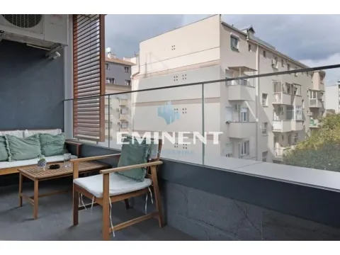 Izdavanje, trosoban stan, 89m², Savski Venac, Beograd - image 16