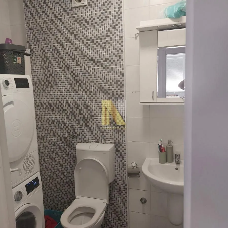 Izdavanje, trosoban stan, 63m², Podbara, Novi Sad Sve Podlokacije
