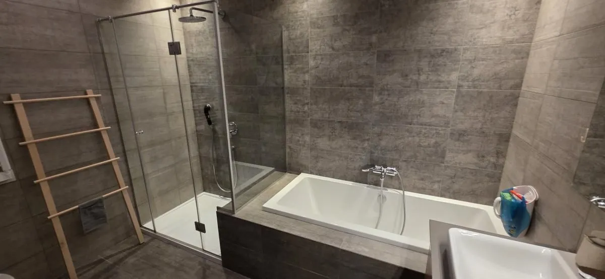 Prodaja, kuća, 337m², Sremska Kamenica, Petrovaradin
