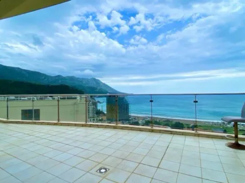 Sale, three bedroom apartment, 236m², Bečići, Budva - image 2