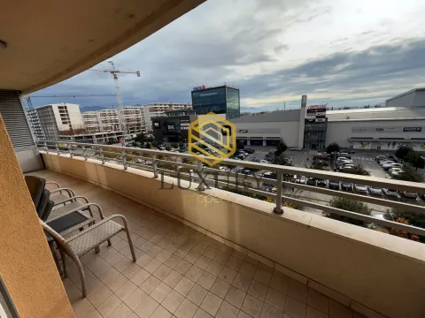 Izdavanje, dvosoban stan, 75m², City Kvart, Podgorica - image 2