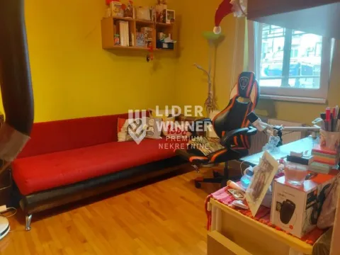 Prodaja, trosoban stan, 45m², Rakovica, Beograd - image 9