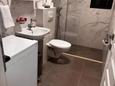 Prodaja, kuća, 100m², Lješevići, Kotor - image 5