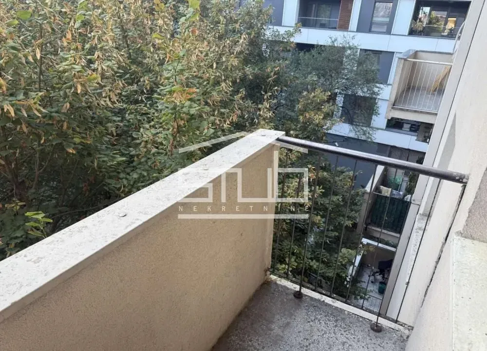 Prodaja, dvosoban stan, 64m², Palata Pravde, Beograd