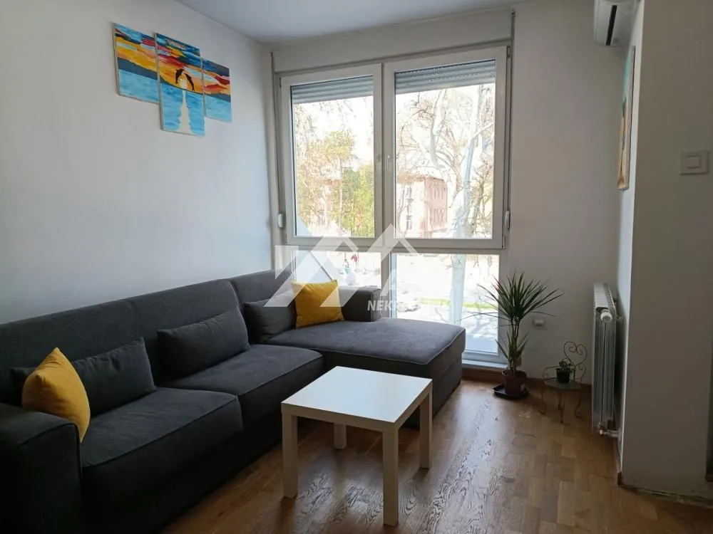 Izdavanje, stan, 30m², Grbavica, Novi Sad Sve Podlokacije