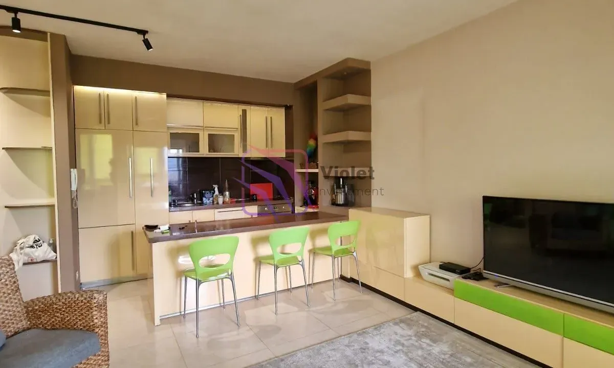 Rent, two bedroom apartment, 73m², City Kvart, Podgorica